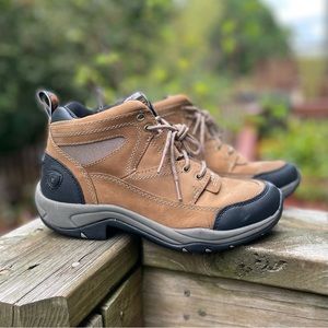 Size 8.5 Women’s Ariat Terrain Boots for Hiking and Riding